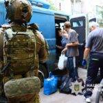 «Білі янголи» евакуювали з Дружківки мешканців та їхніх домашніх улюбленців
